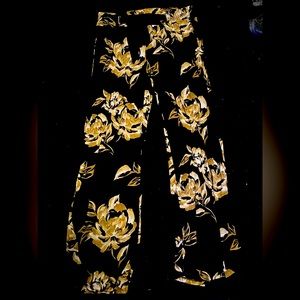 Dress pants size medium